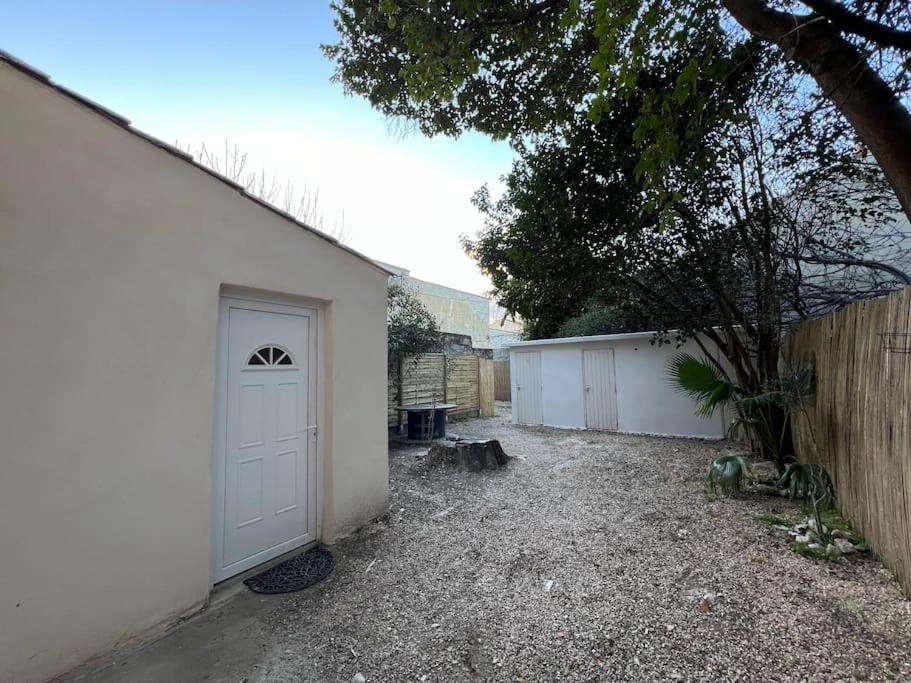 Tres Bel Appartement Neuf Αβινιόν Εξωτερικό φωτογραφία